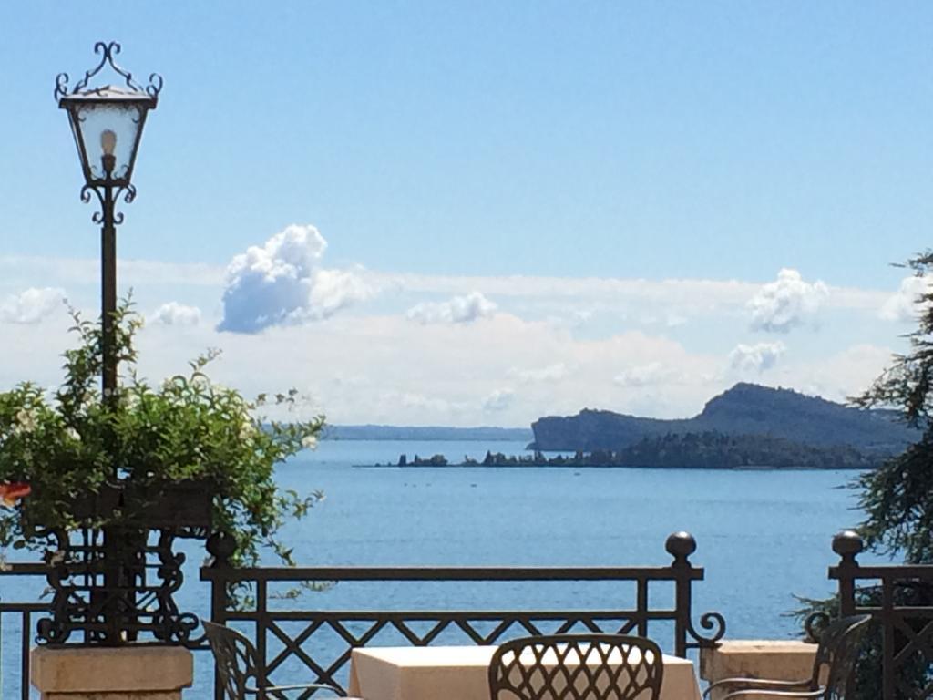 Hotel Villa Del Sogno Gardone Riviera Esterno foto