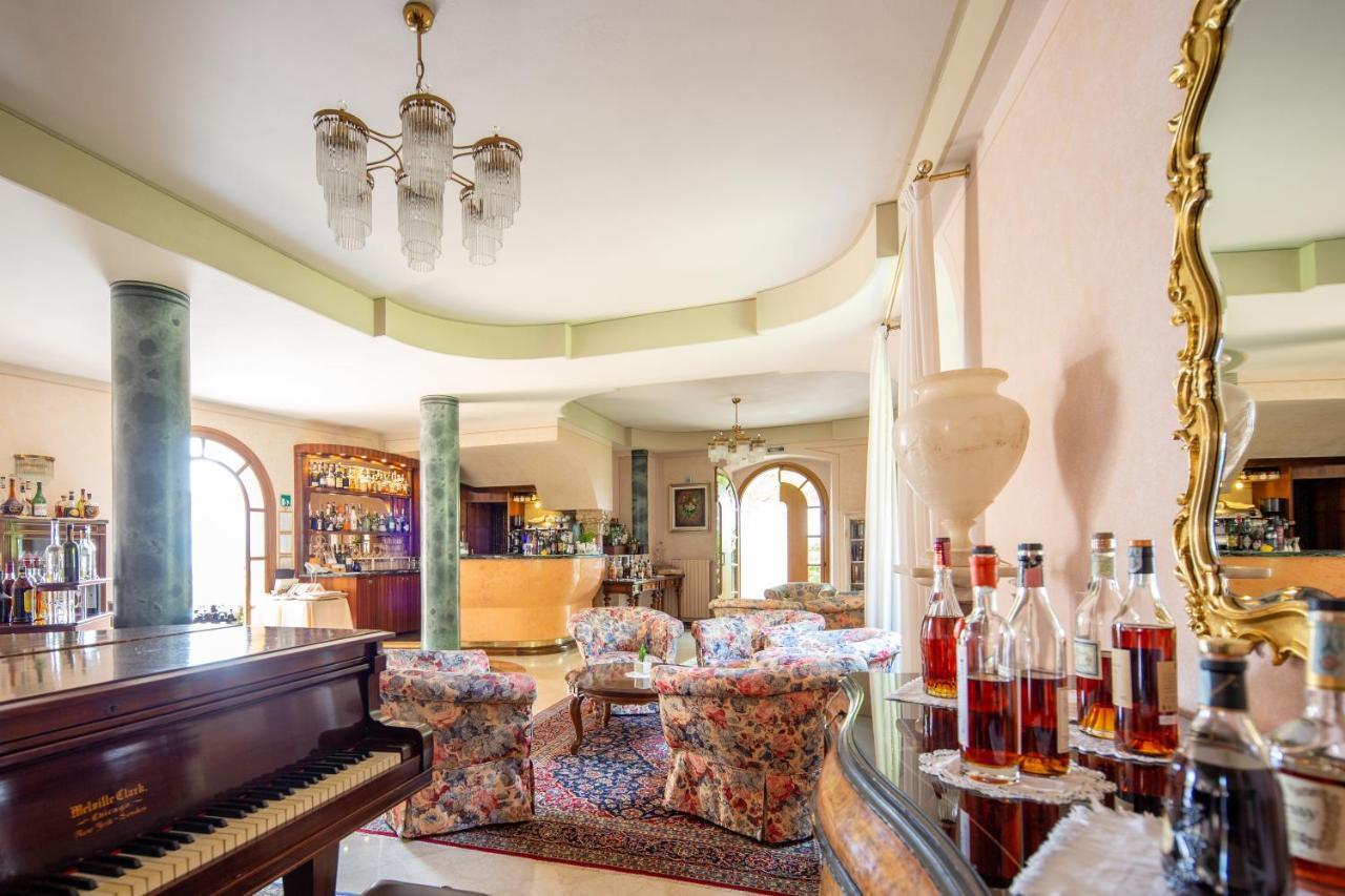 Hotel Villa Del Sogno Gardone Riviera Esterno foto